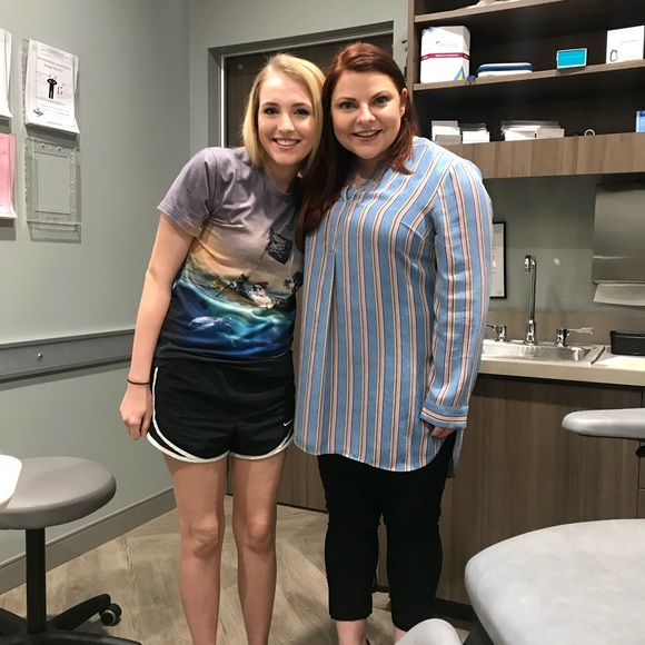 Meet Your Posher, Sara! - Picture 4 of 6